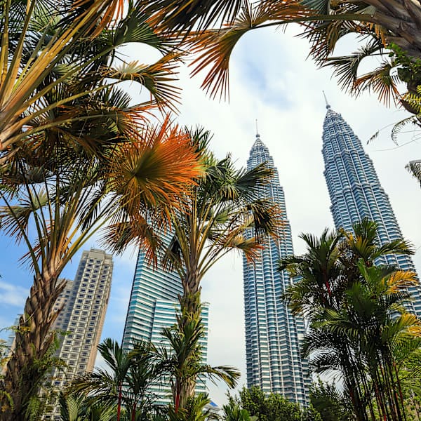 Asia uncovered: Country-hopping and cave adventure