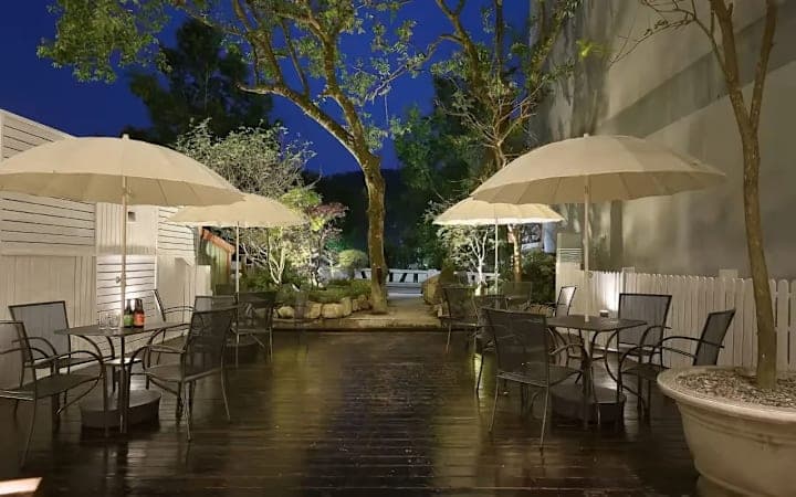 Laurel Villa thumbnail