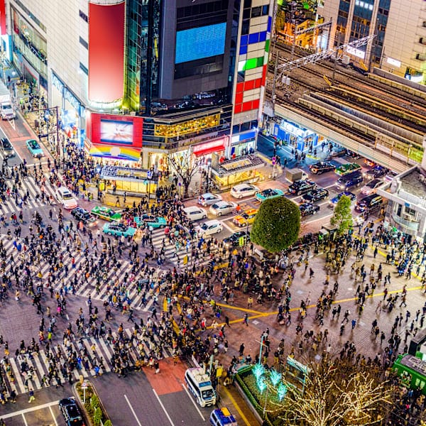 Iconic Japan: Futuristic wonders, timeless traditions